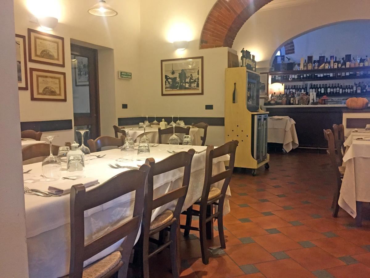 Locanda Menabuoi Donoratico Exterior foto